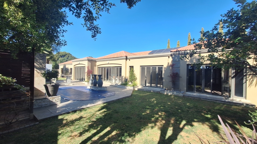 To Let 4 Bedroom Property for Rent in Jim Fouchepark Free State